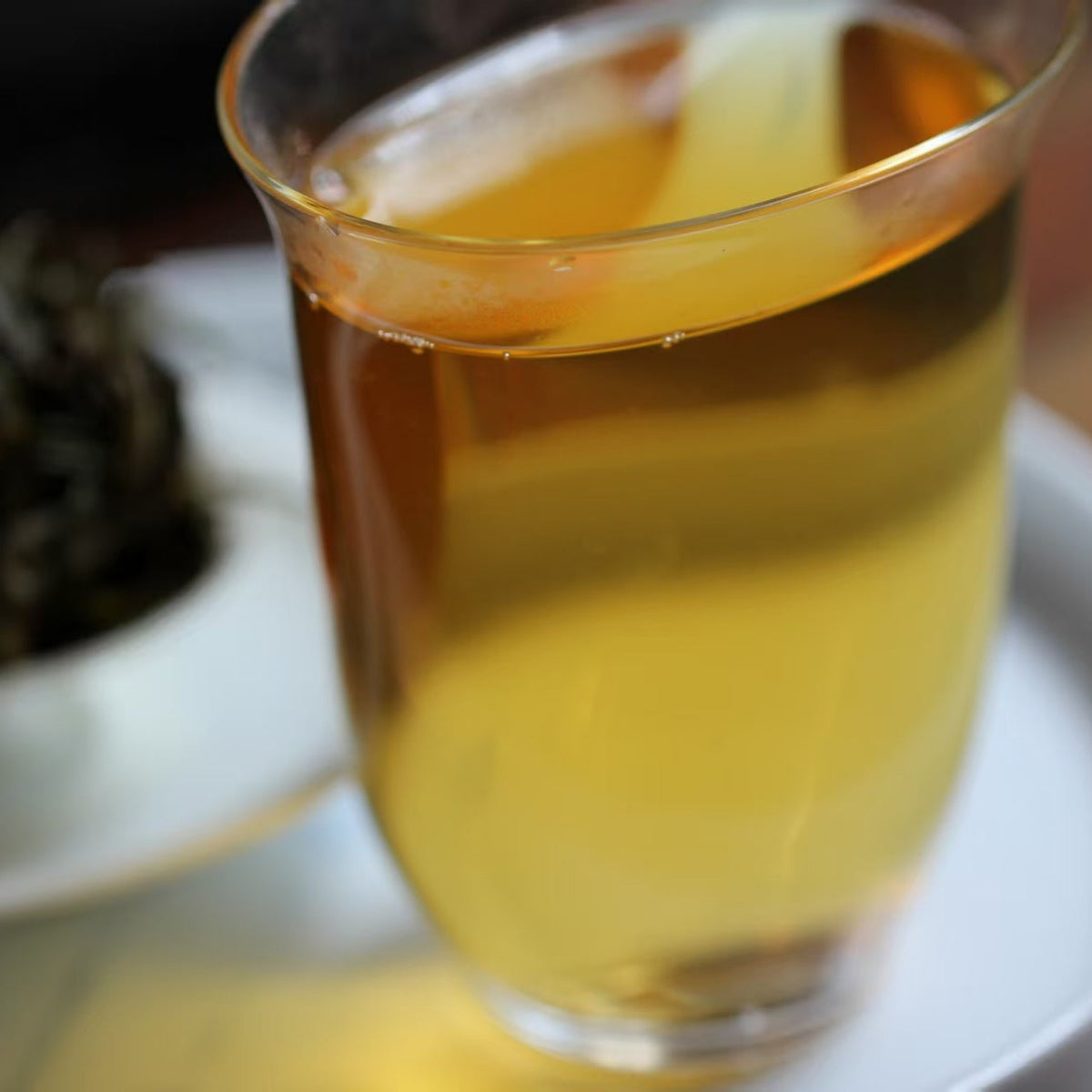 Yeyun Laocong Tieguanyin Oolong Tea liquor in a glass gongdao bei.